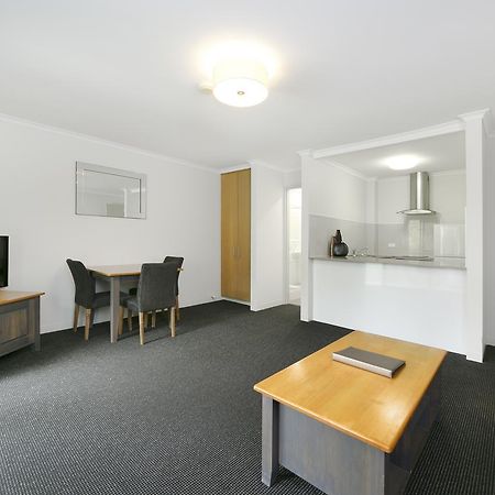 Mt Ommaney Hotel Apartments Brisbane Kültér fotó