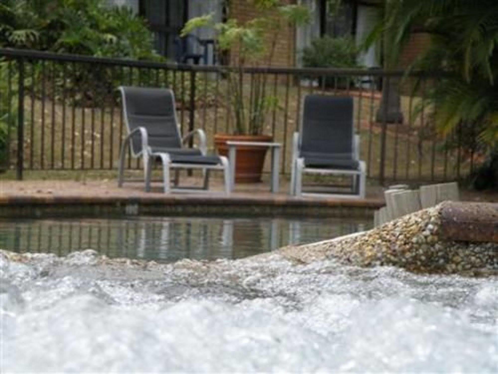 Mt Ommaney Hotel Apartments Brisbane Kültér fotó